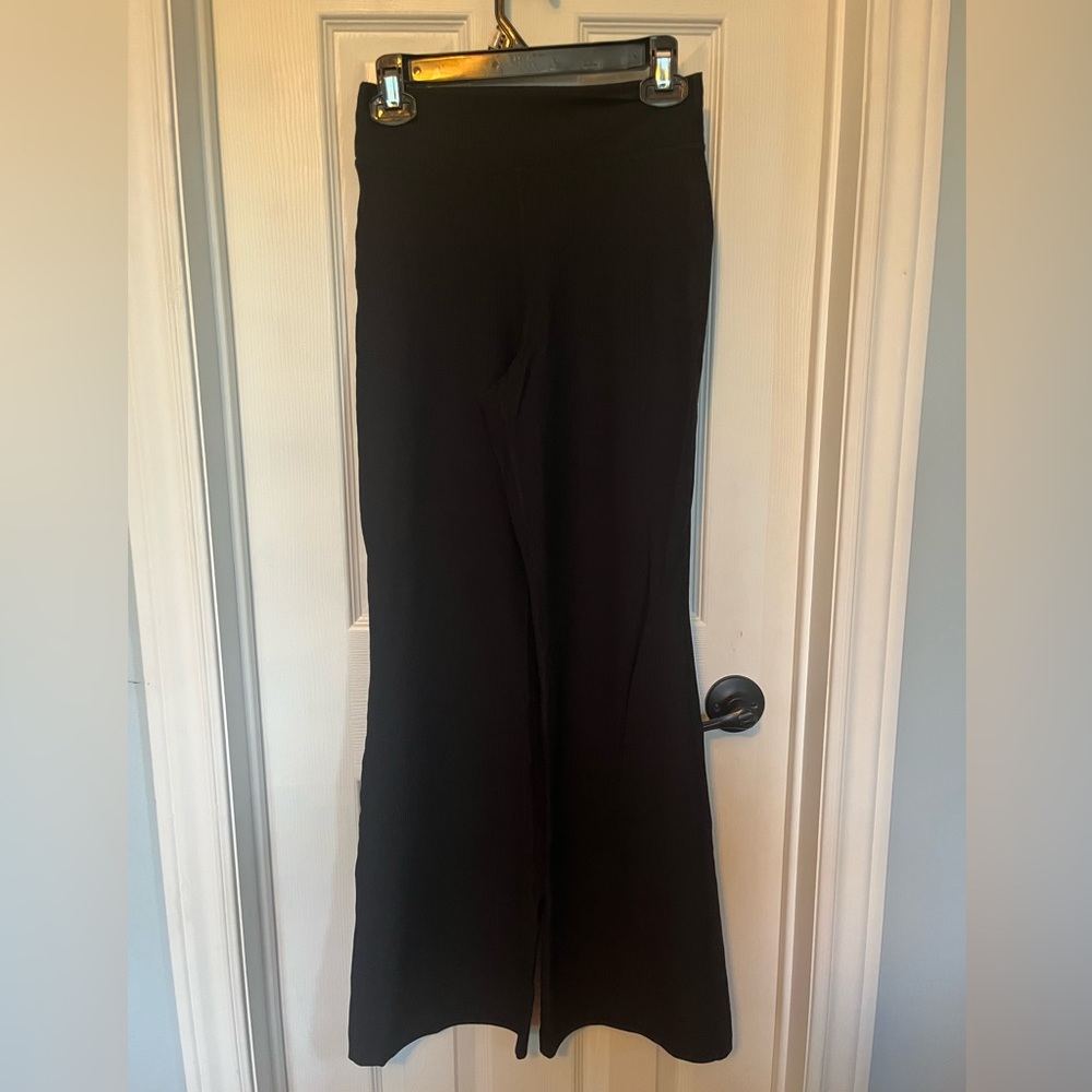 Old Navy Black Ribbed Flares